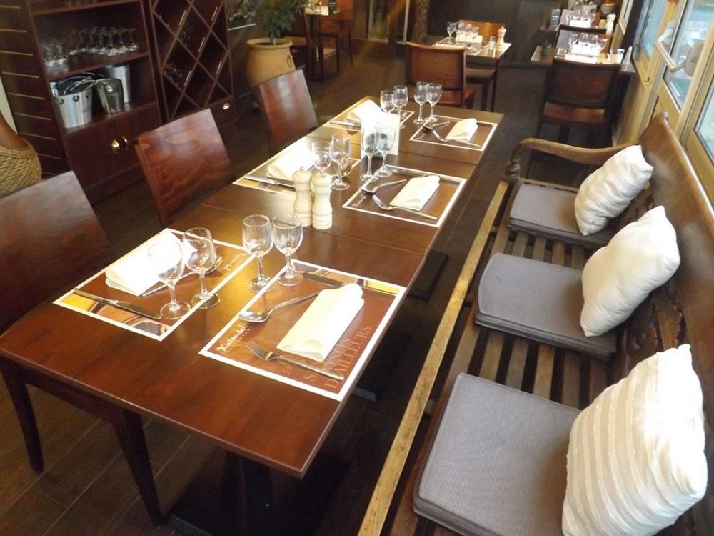 คีเรียด์เคนซูดไอฟ์ Hotel Ifs ร้านอาหาร รูปภาพ
