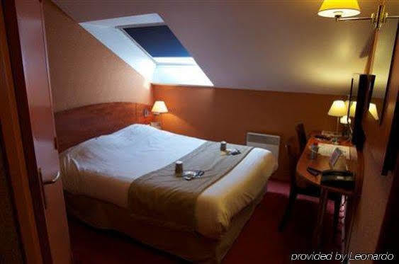 คีเรียด์เคนซูดไอฟ์ Hotel Ifs ภายนอก รูปภาพ